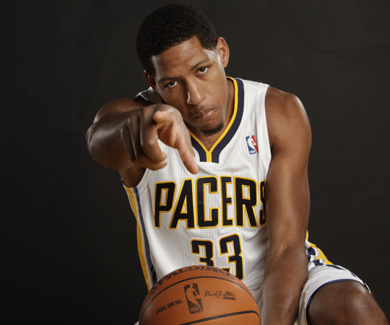 瓦伦西亚1-0莱万特，杜罗一剑封喉（瓦伦西亚1-0小胜莱万特，杜罗打进制胜球）