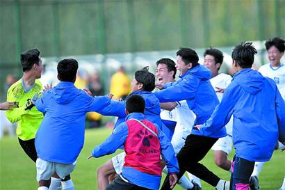 C罗补时进球 上演关键先生（C罗补时破门 再显关键先生本色）