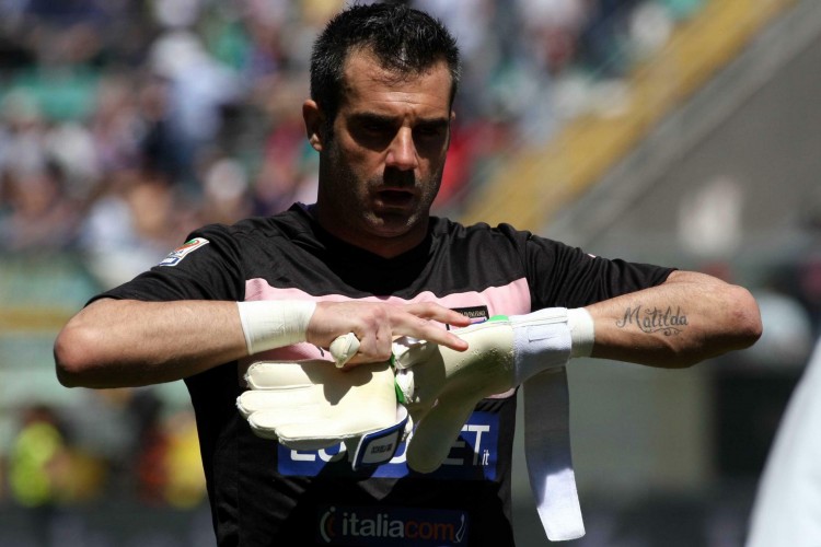 凯尔：我们并不打算在冬季出售那些多特长期依赖的球员（凯尔：冬窗无意放走多特长期倚重的球员）