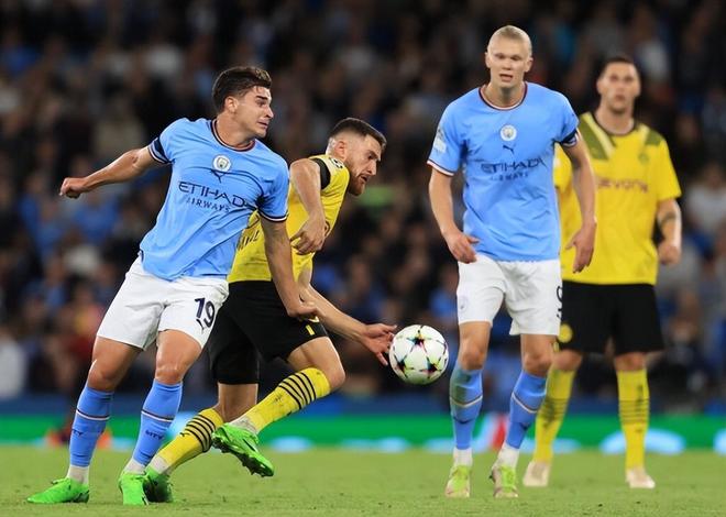 里程碑，国安后卫李磊已代表中国俱乐部出战300场比赛（国安后卫李磊达成里程碑：代表国内俱乐部出战300场）