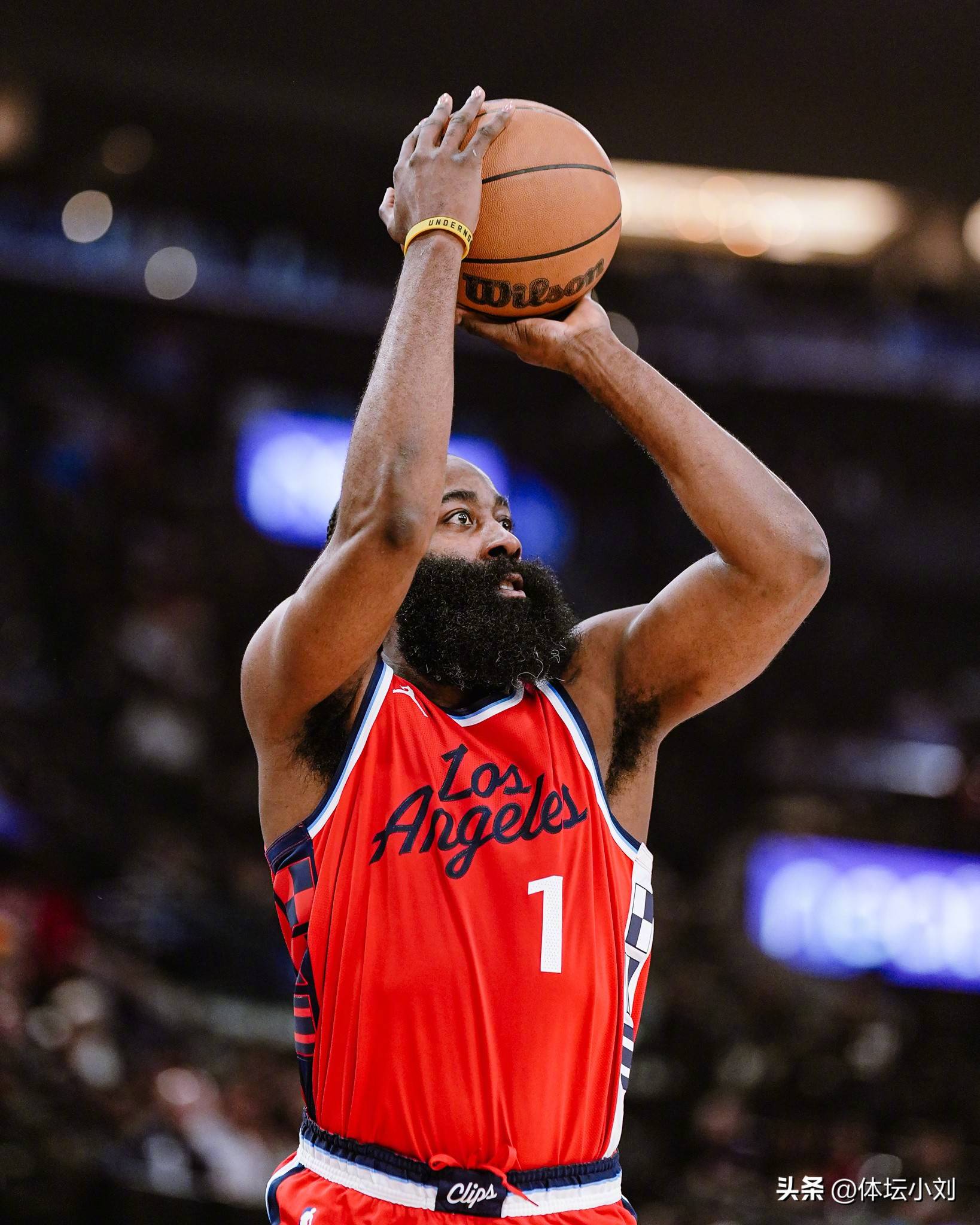 中新网：2025“喀什杯”16队参与角逐，赛事总奖金226万元（中新网：2025年“喀什杯”16支球队参赛，总奖金达226万元）