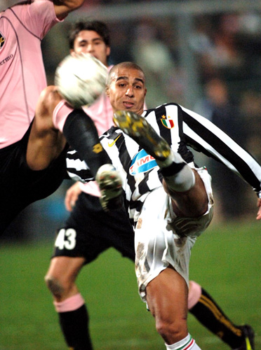 红军前6次对阵国米4胜2负，有望成第二支3次欧冠客胜国米球队（近6次交锋红军4胜2负，剑指史上第二支欧冠客场三胜国米的球队）