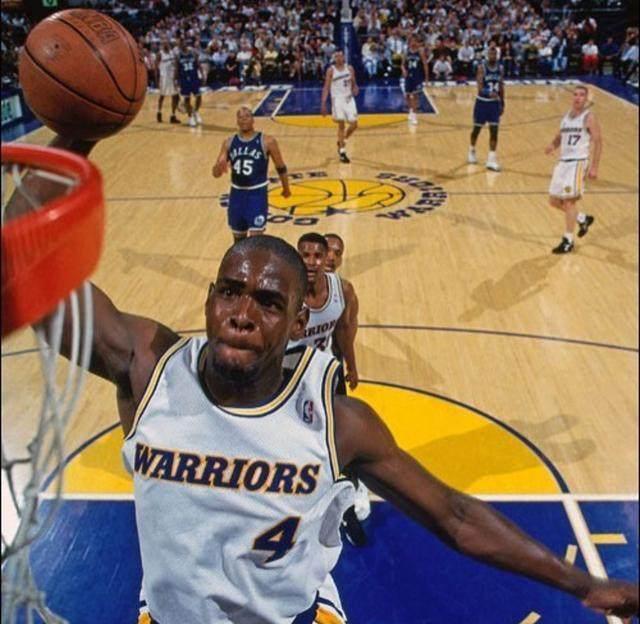 王上源：当年去欧洲试训太煎熬，大概一年时间活在未知世界里（王上源：当年赴欧试训艰难至极，近一年都在不确定中度过）