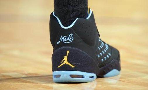 官方：米兰名宿伊布担任2026冬奥会火炬手（官宣：米兰传奇伊布将出任2026年冬奥会火炬手）