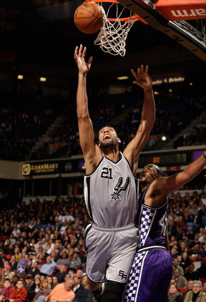 阿圭罗：阿根廷能赢2026世界杯；梅西是巴萨队史最重要的球员（阿圭罗：阿根廷有望夺得2026世界杯，梅西是巴萨队史最关键人物）