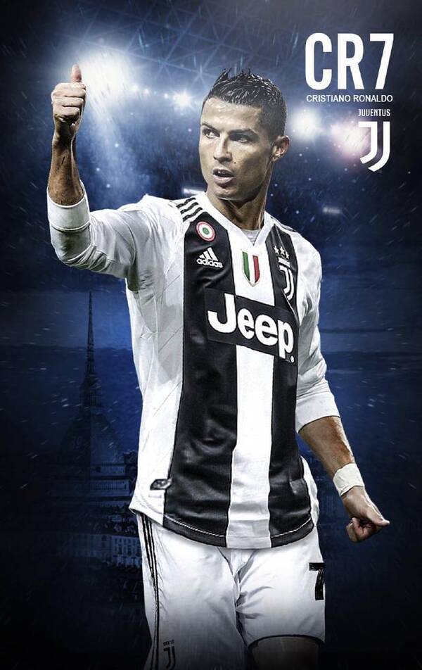 球星突破防线制造绝佳机会（球星强突撕裂防线创造黄金机会）