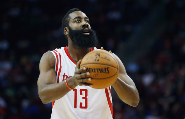 谢文能：感谢一年来支持球队的所有人，谢谢你们的支持和陪伴（谢文能：向所有支持球队的人致谢，感激这一年的陪伴与支持）