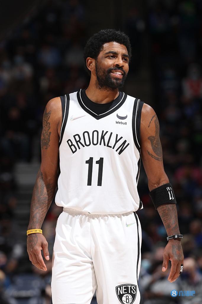 詹姆斯：亚当斯强的离谱，全队人加上教练组、安保才能卡住他（詹姆斯：亚当斯强到离谱，不把全队连同教练组和安保都拉上真拦不住）