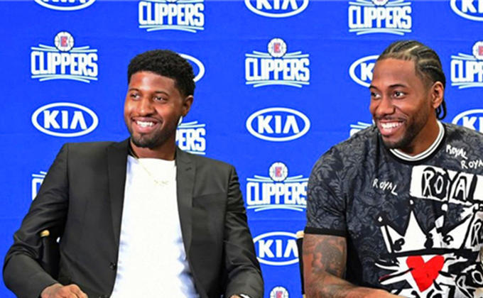 FIFPRO年度最佳11人：登贝莱、姆巴佩、亚马尔领衔，贝林厄姆入围（FIFPRO年度最佳11人候选公布：姆巴佩、登贝莱、亚马尔领衔，贝林厄姆在列）