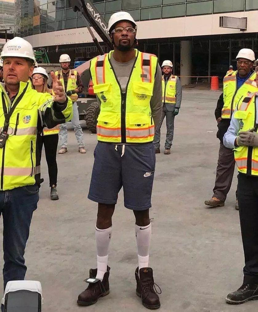 22-23赛季以来劳塔罗38次为国米打破僵局，队内断档第一（22／23赛季至今，劳塔罗为国米38次先拔头筹，队内遥遥领先）