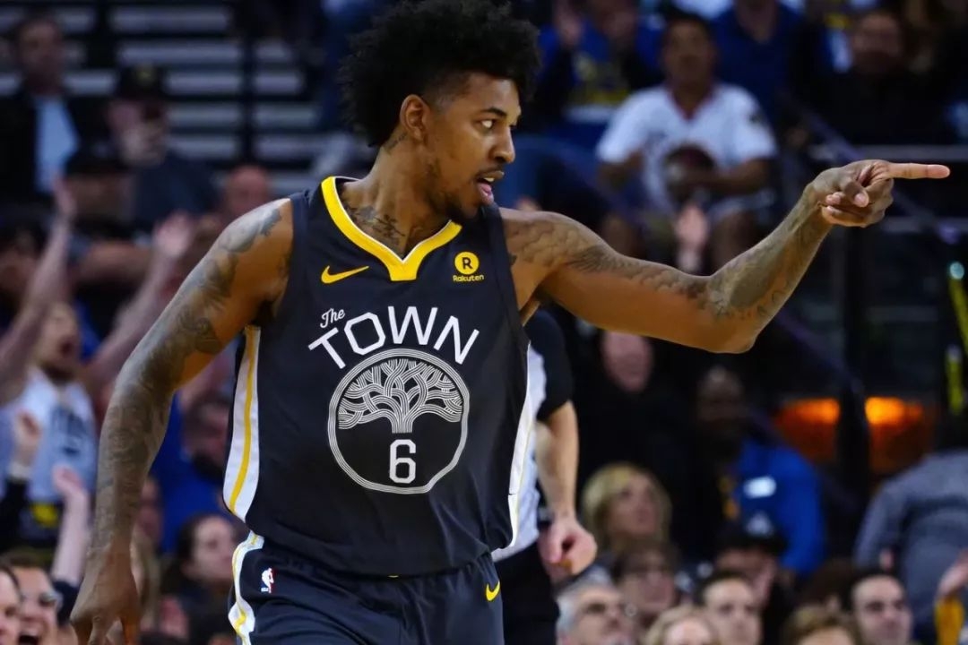 哈曼：拜仁仍是欧冠冠军的重要竞争者，战胜大巴黎是一种警告（哈曼：拜仁依然是欧冠争冠热门，击败大巴黎释放了警示信号）